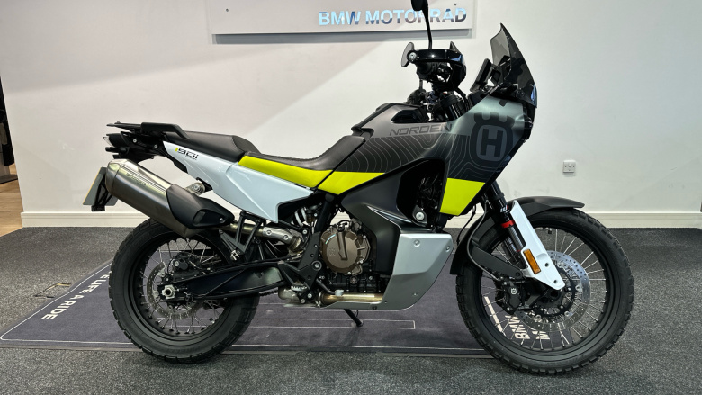 Husqvarna Norden 901 (24MY)